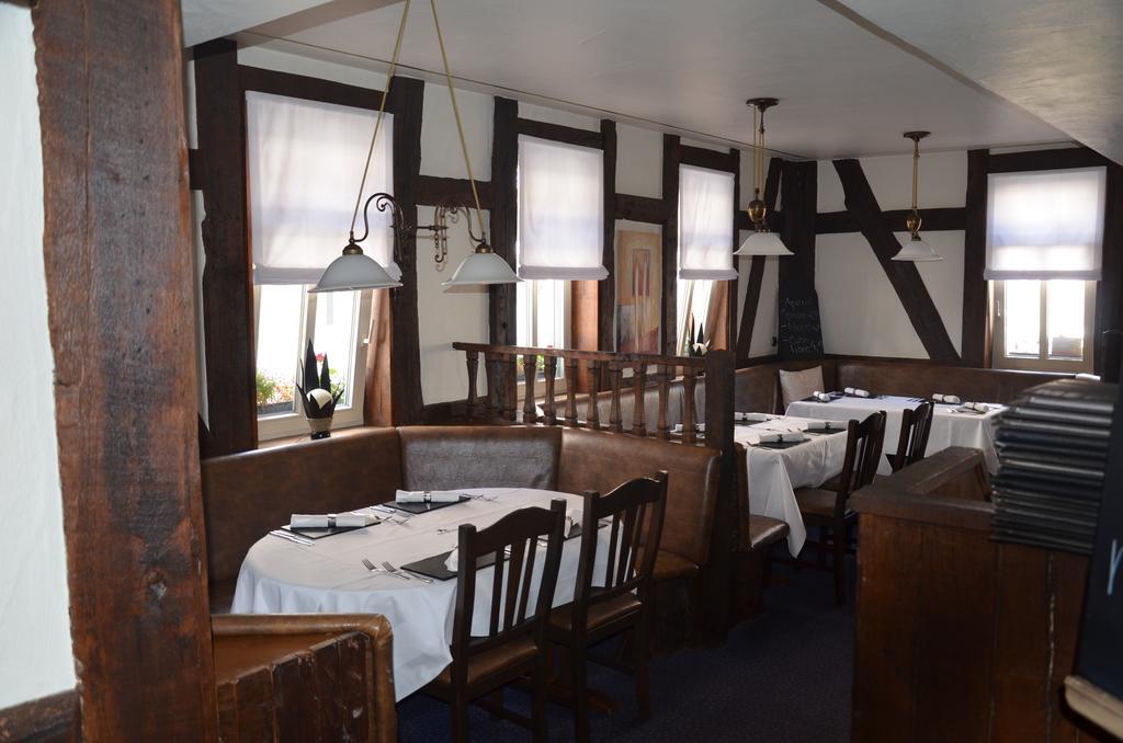 Hotel Schwartzer Loewe Babenhausen  Bagian luar foto